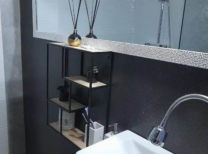 T And T Apartman *